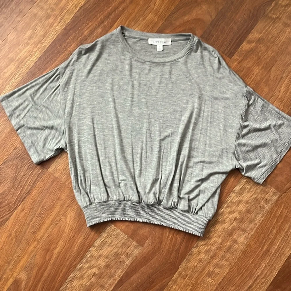 BNWOT Lime Blue elastic bottom super soft top - Picture 7 of 12